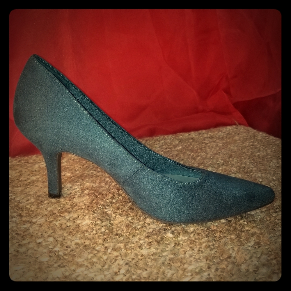 Brand New Comfort Plus 3" Heels